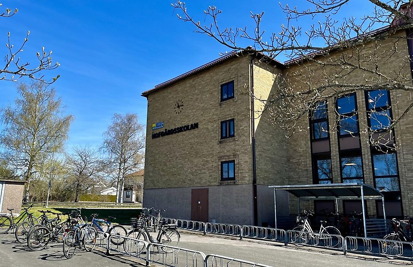 Hofgårdsskolan i Sävsjö, exteriör bild