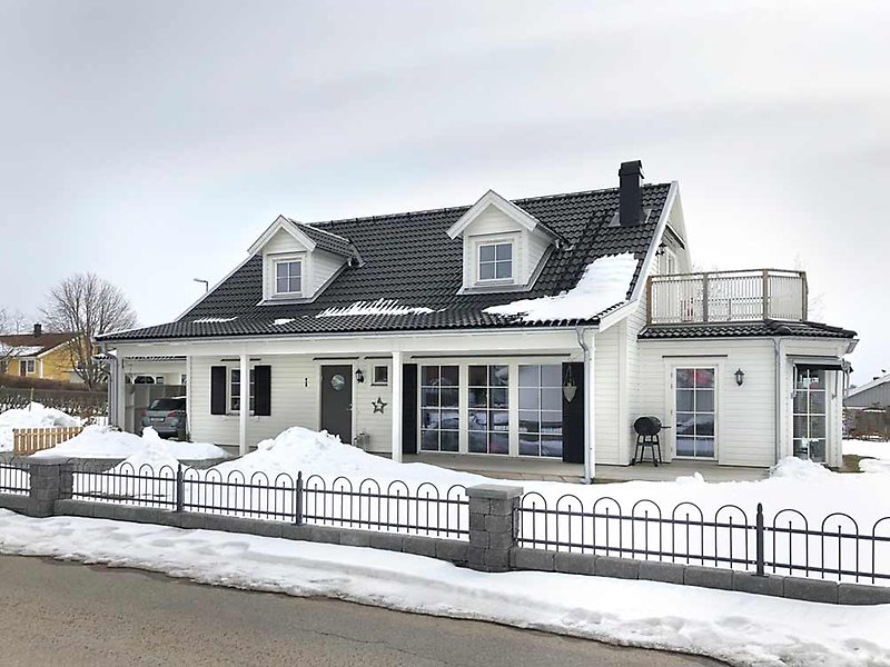 Makarna Prims nya villa i New Englandstil